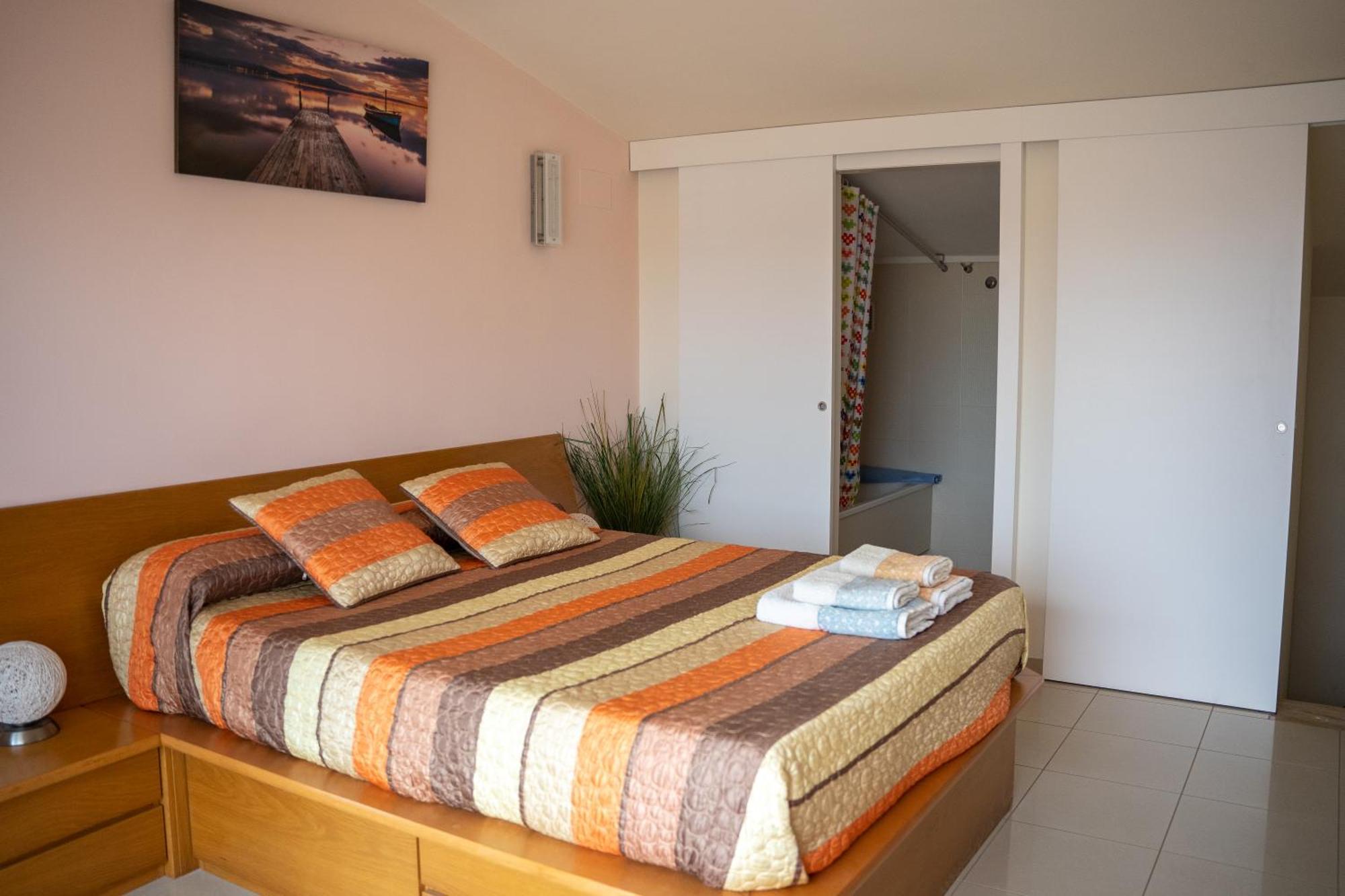 Roses Confort Beach Ev Milleni ภายนอก รูปภาพ